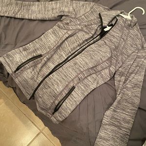 LULULEMON 🍋 DEFINE JACKET